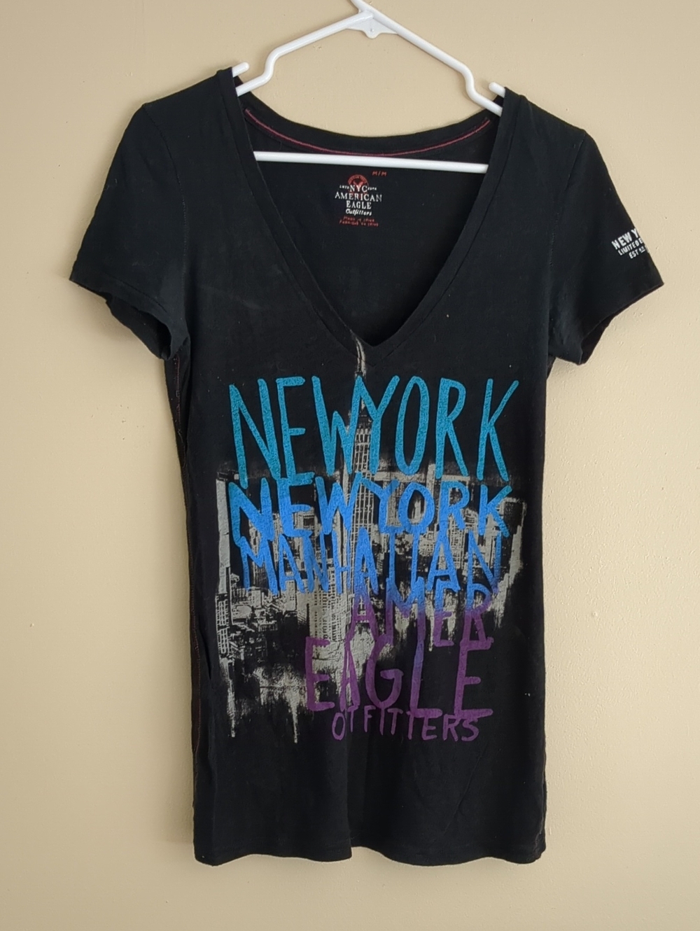 Medium American Eagle Outfitters New York Black Tee T Shirt